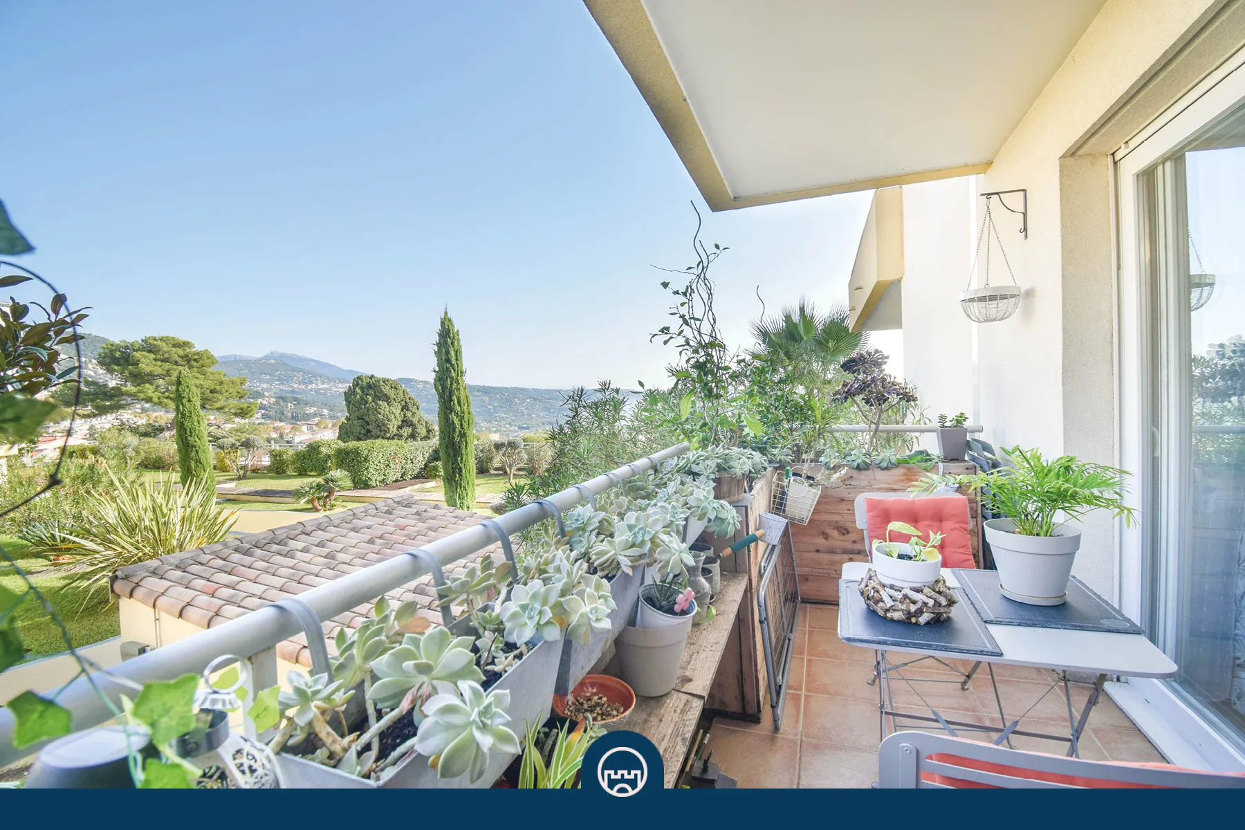 Appartement T2 rénové de 48 m² à Grasse avec balcon 