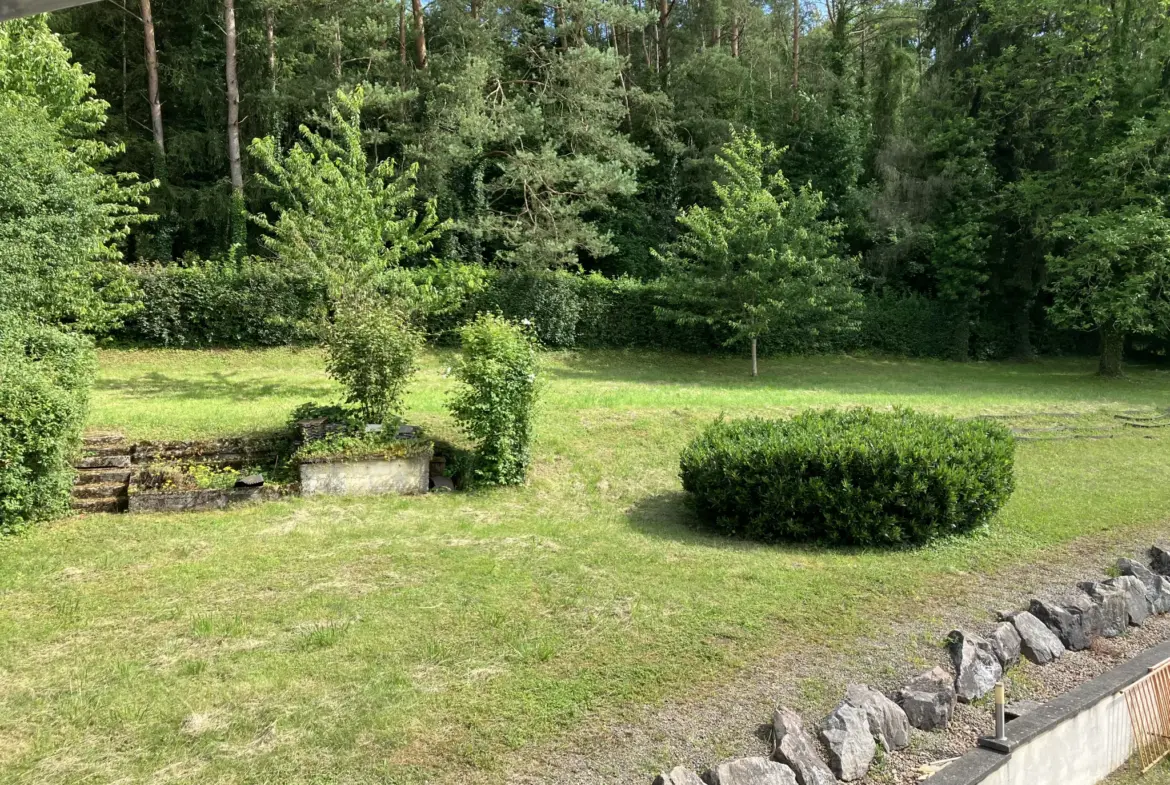 Charmante longère au bord de la Nièvre à Dompierre sur Nièvre 