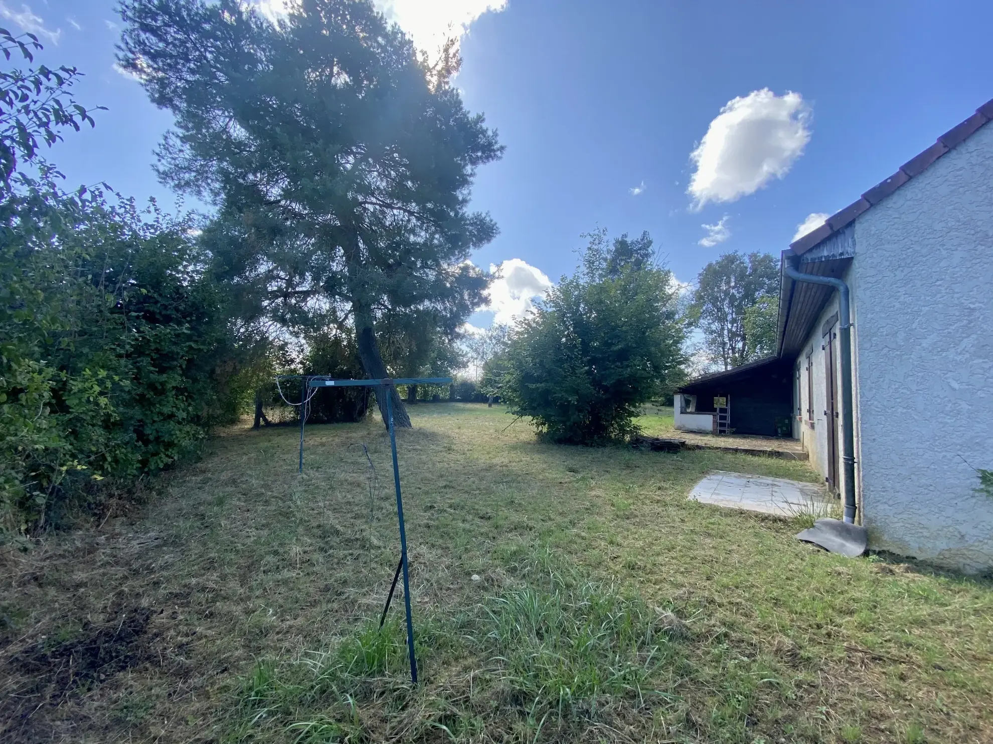 Maison à la campagne à Dampierre-en-Gracay avec jardin de 1840m² 