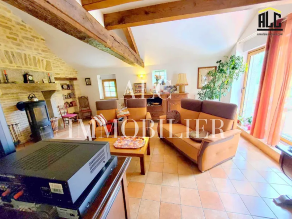 Longère de 166 m² à vendre à Champfleur