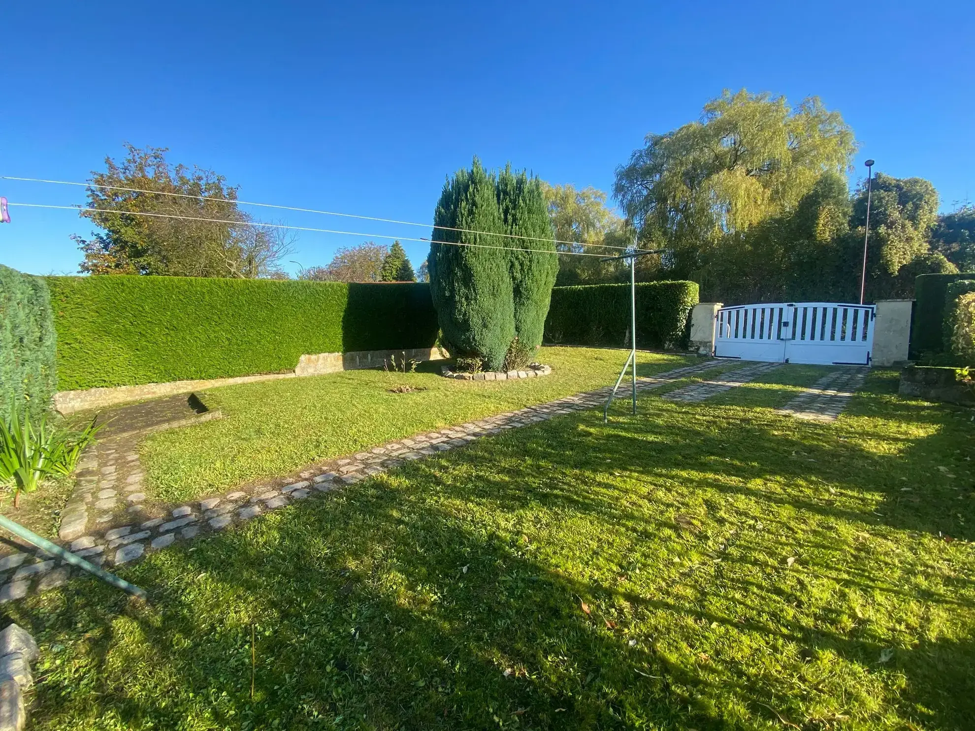 Maison 84 m² avec 3 chambres, jardin et garage à St Quentin 