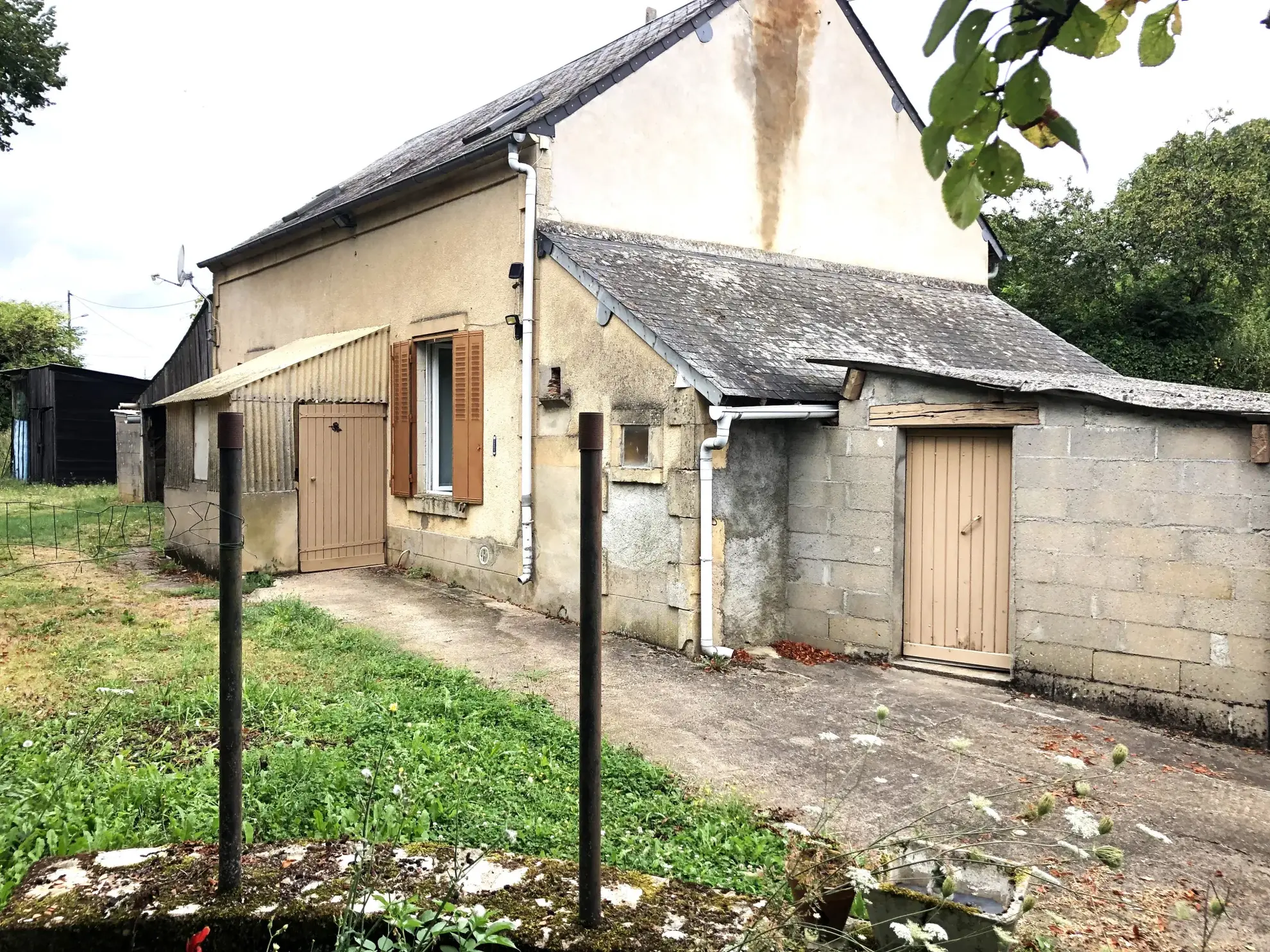 Maison 5 pièces à vendre près de Prémery Est 