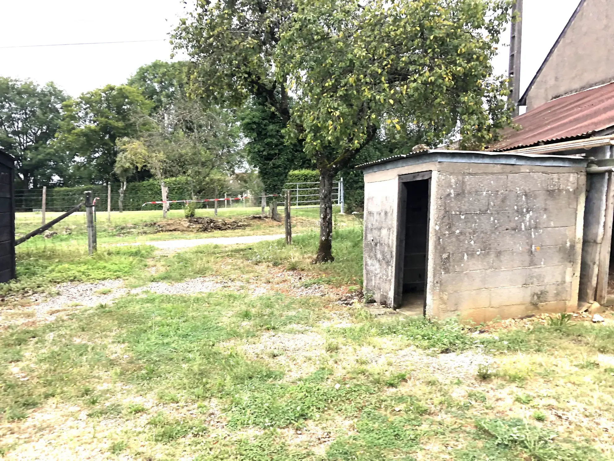 Maison 5 pièces à vendre près de Prémery Est 