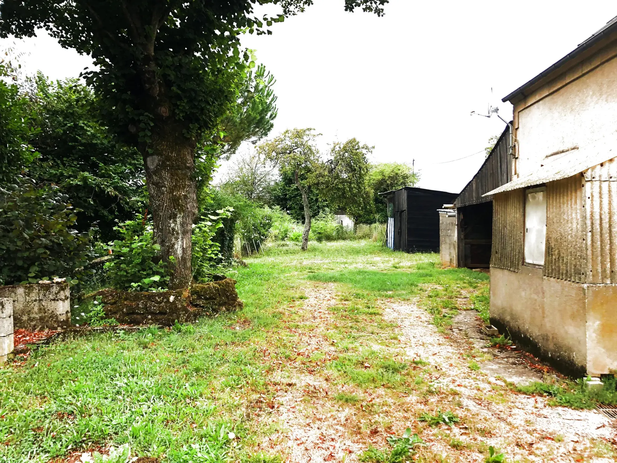 Maison 5 pièces à vendre près de Prémery Est 