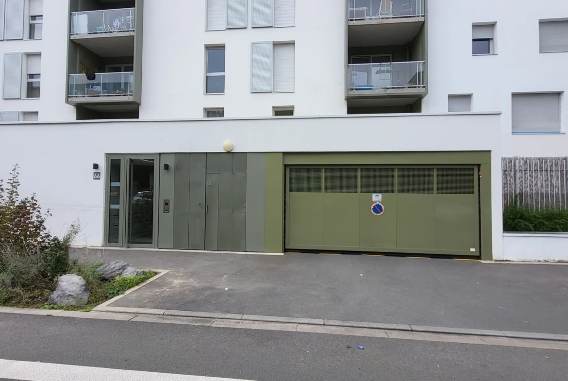 À vendre : Charmant T2 de 49m² à Lille avec balcon 