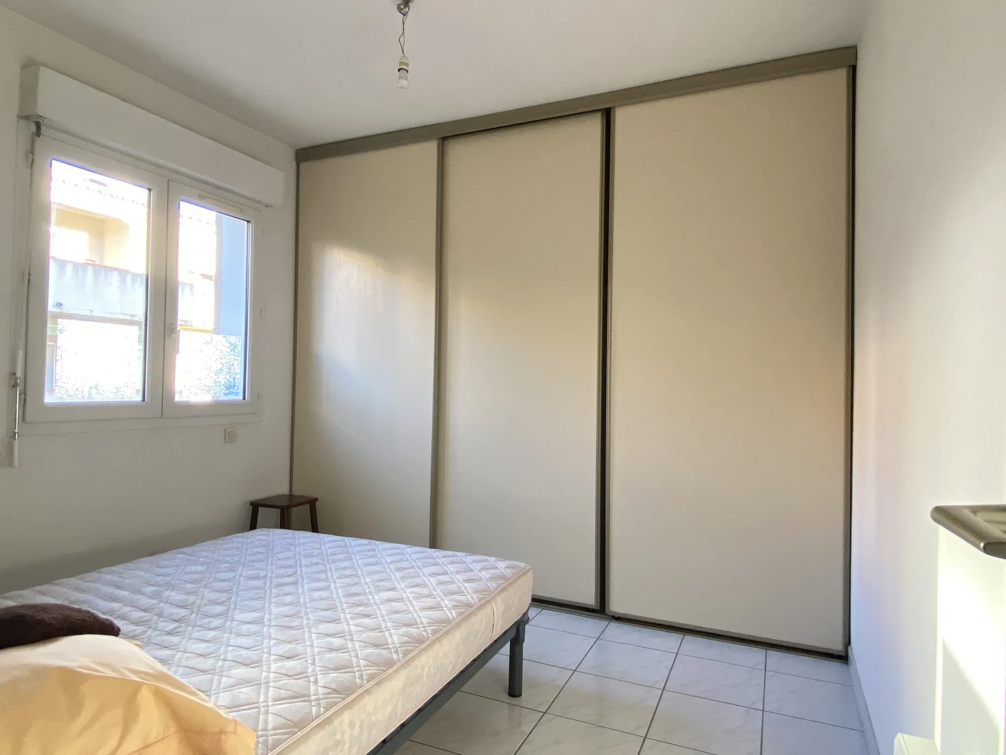 Appartement T3 avec Terrasse et Garage à Saint-Gaudérique, Perpignan 