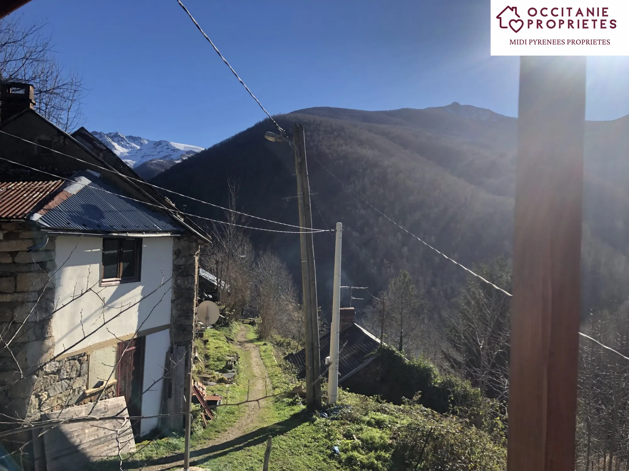 Maison de montagne à vendre à Massat - 140 m² avec vues extraordinaires 