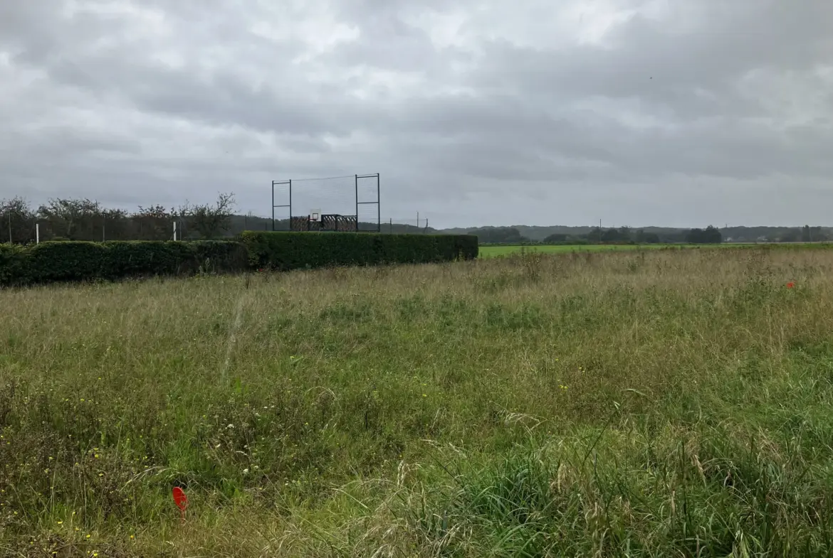 Terrain constructible à Chaufour lès Bonnières de 530 m² 