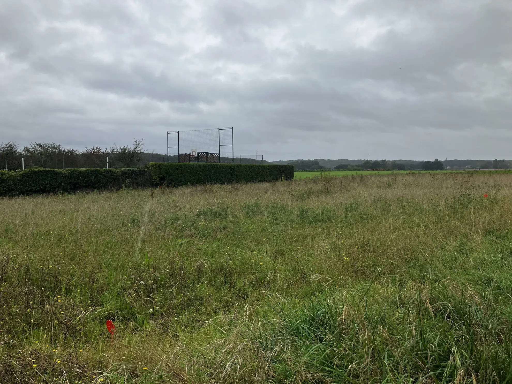 Terrain constructible à Chaufour lès Bonnières de 530 m² 