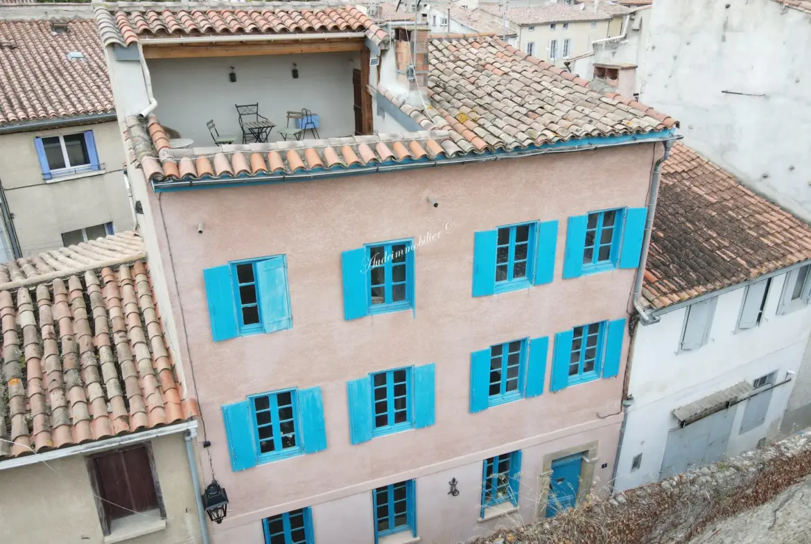 Maison de ville avec terrasse à Limoux 