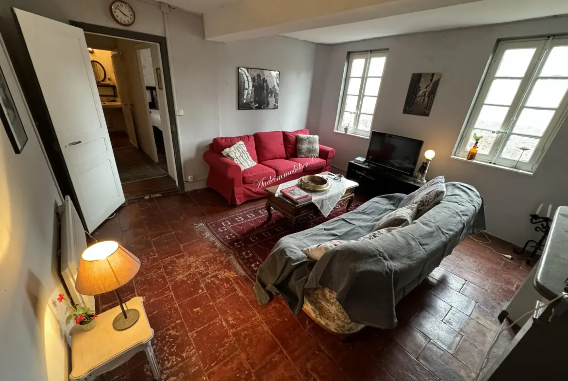 Maison de ville avec terrasse à Limoux 