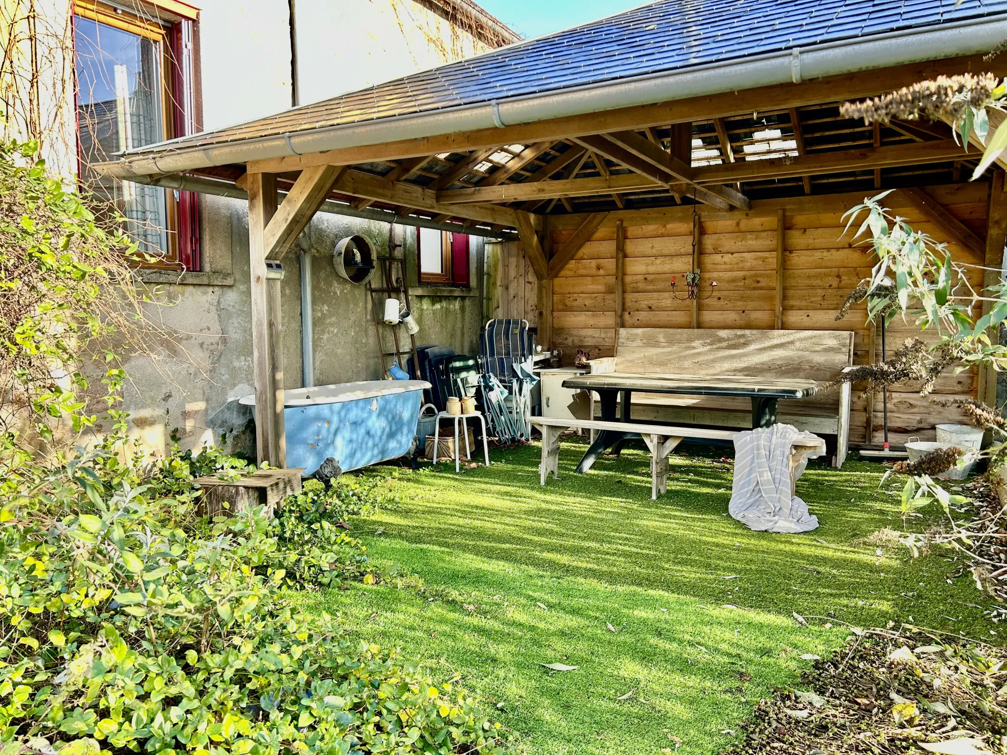 Longère en pierre avec gîte indépendant à Ouroux-en-Morvan 