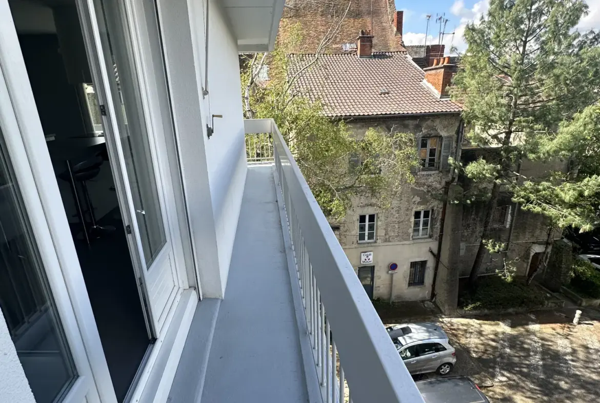 Bel appartement T3 rénové à Cusset 