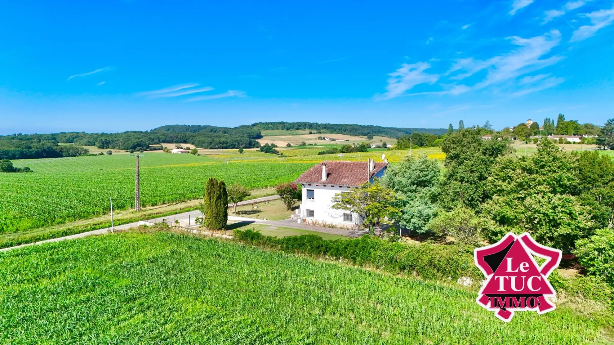 Maison en pierre avec 4 chambres et grand jardin à Saint Sylvestre sur Lot 