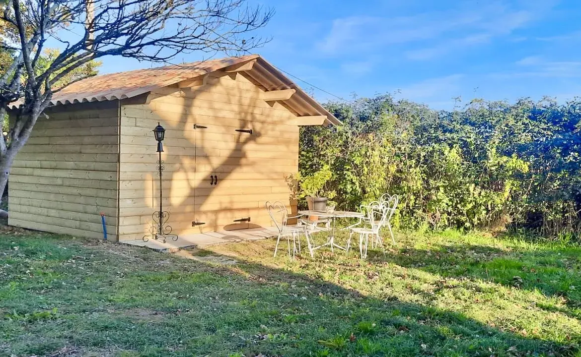 Maison en pierre avec 4 chambres et grand jardin à Saint Sylvestre sur Lot 