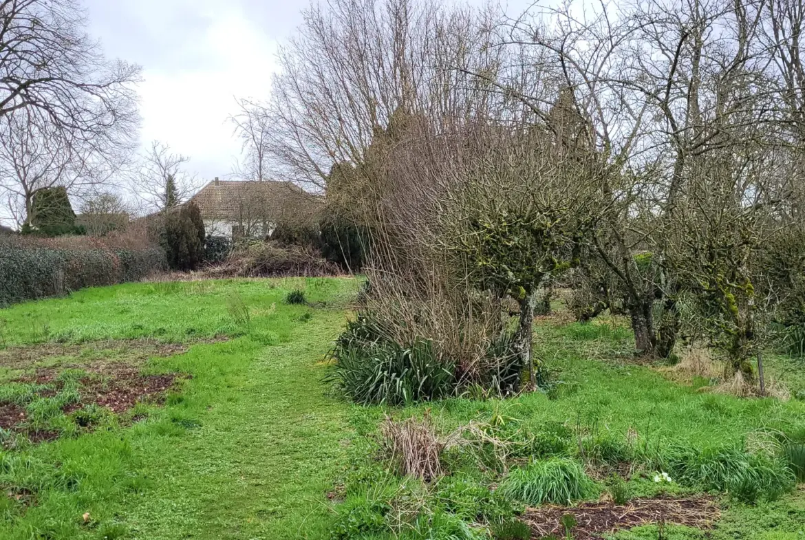 À vendre : Longère avec dépendances près d'Abbeville 