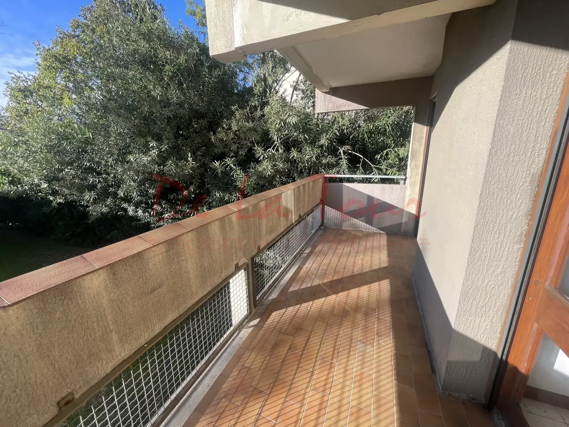 Appartement T2 lumineux avec balcons à Marseille 