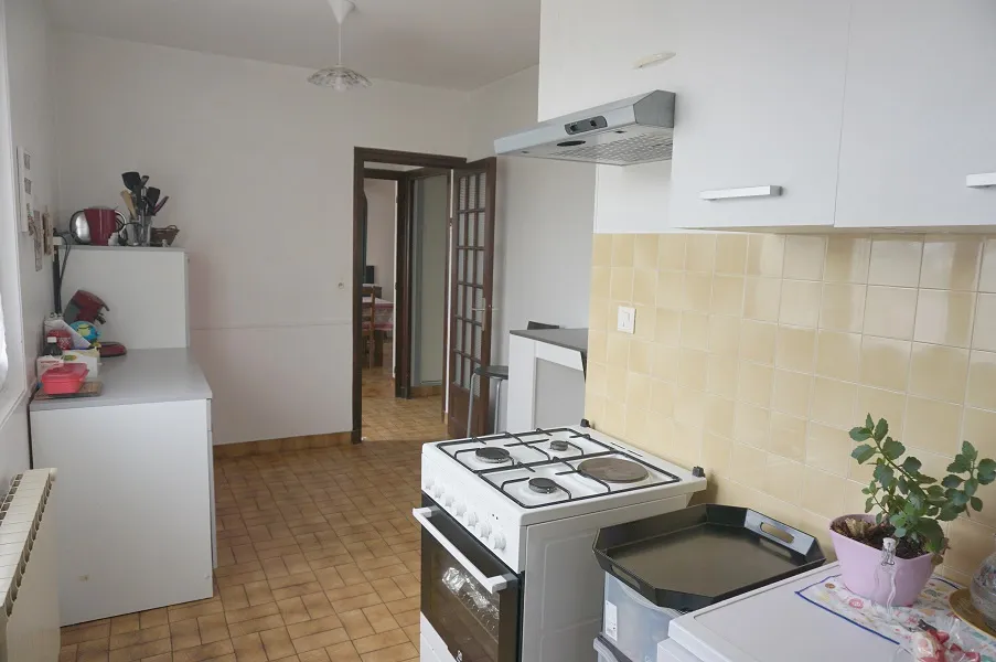 À vendre : Joli pavillon individuel sur sous-sol à Varenne St Germain 