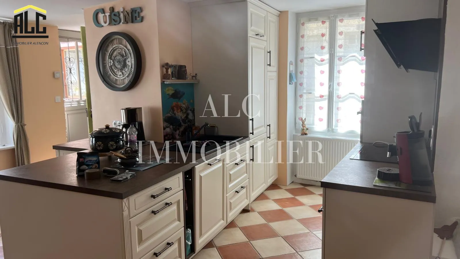 Maison de 158 m² en plein centre de Mortagne-au-Perche à vendre 