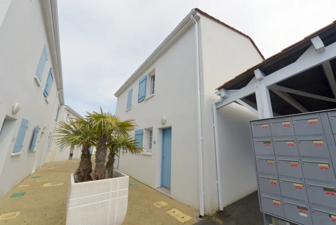 Maison à vendre à Vaux-sur-Mer - 3 pièces avec piscine 