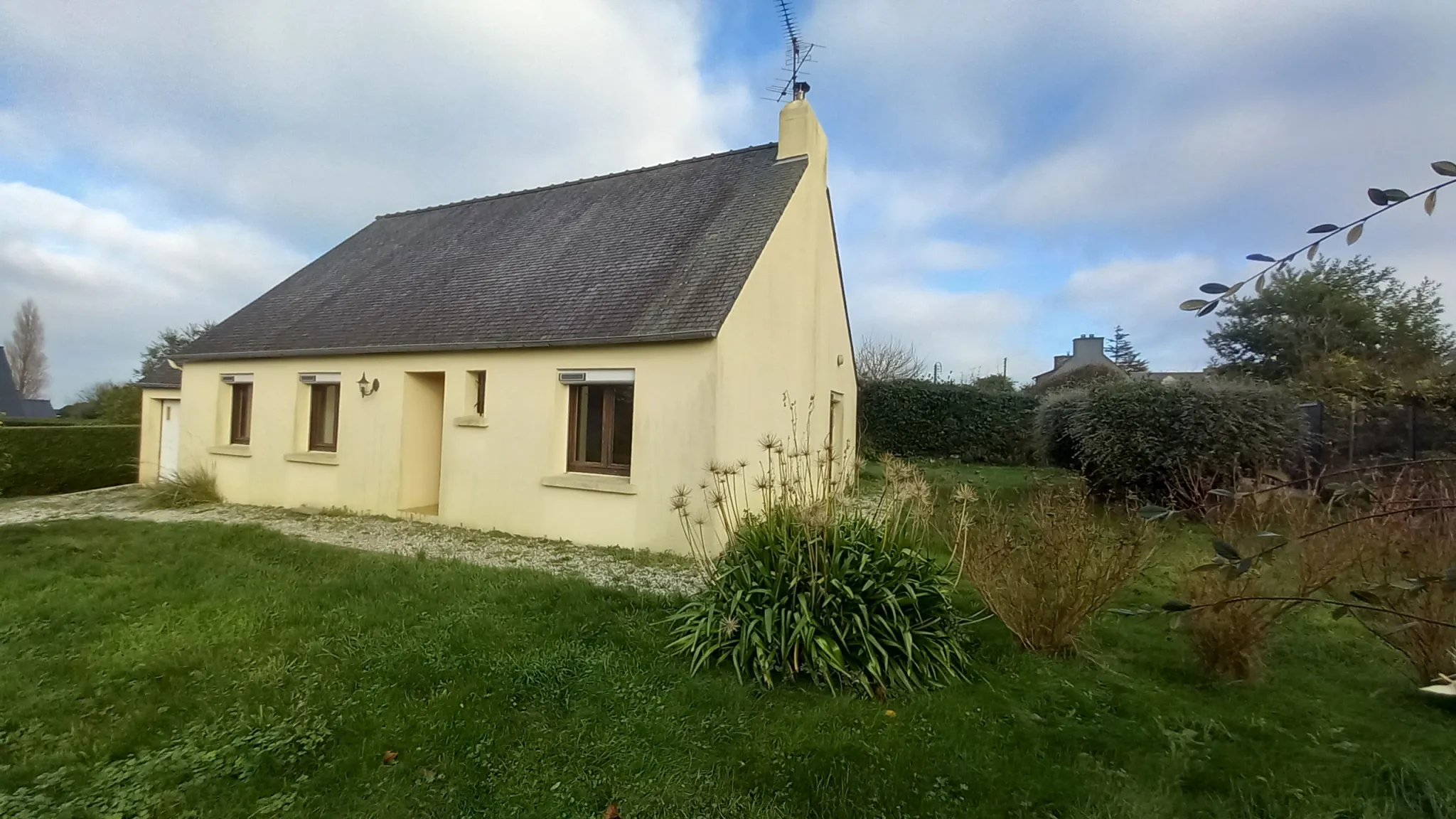 À vendre : Maison de plain-pied à Plouézec près de la mer 