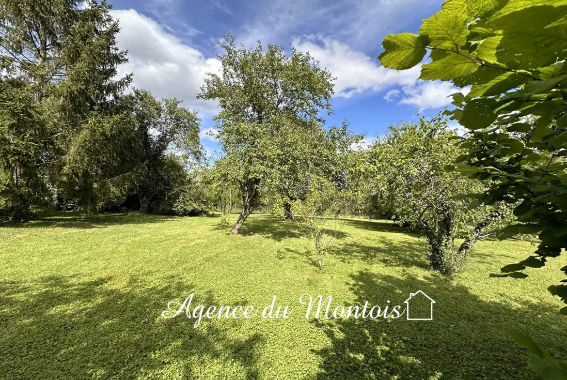 Fermette indépendante à vendre à Montereau-Fault-Yonne 