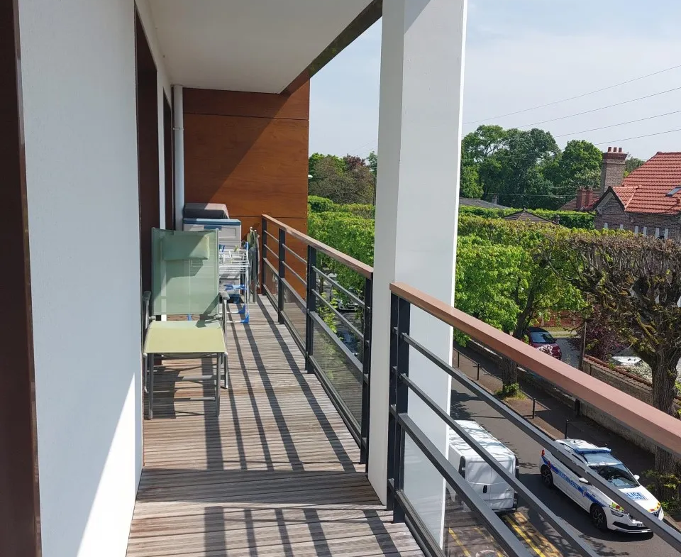 Magnifique appartement F3 à Chatou avec terrasse et vue dégagée 