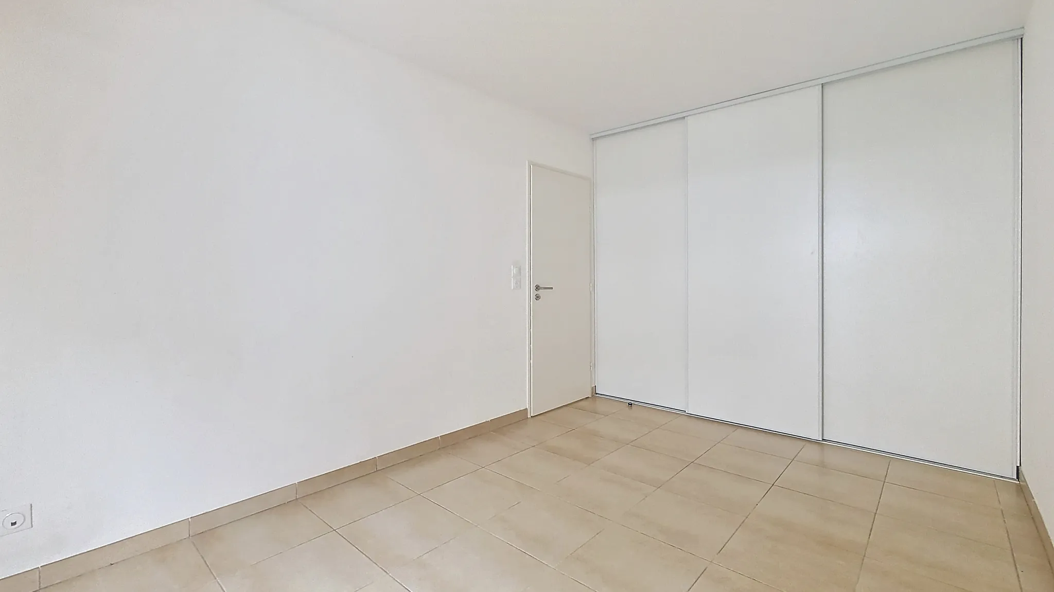 Charmant appartement à Gardanne avec garage et terrasse 