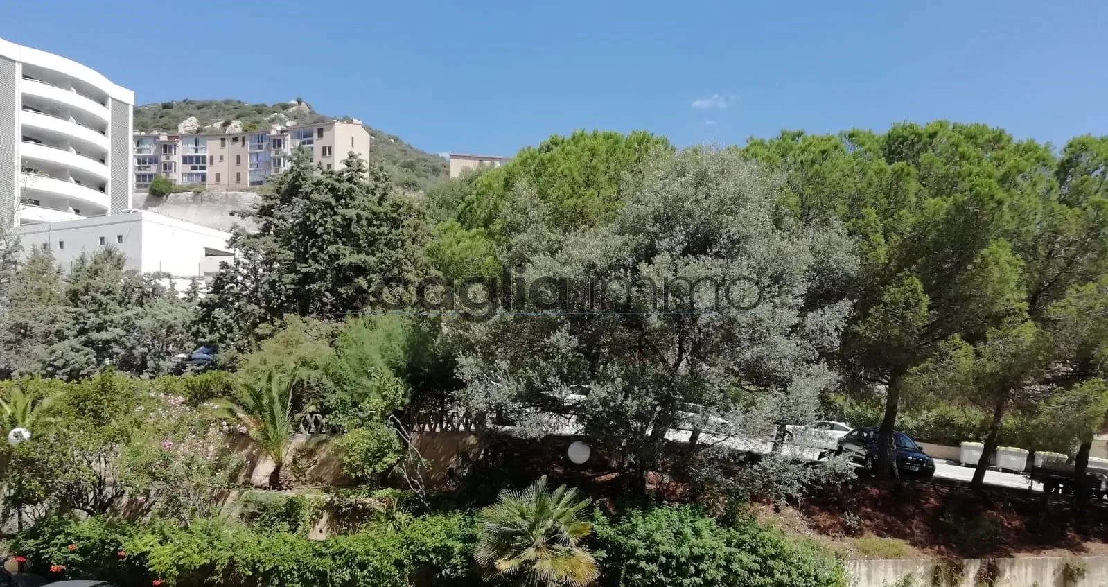 À vendre : T2 avec balcon à Ajaccio, près de la Chapelle des Grecs 