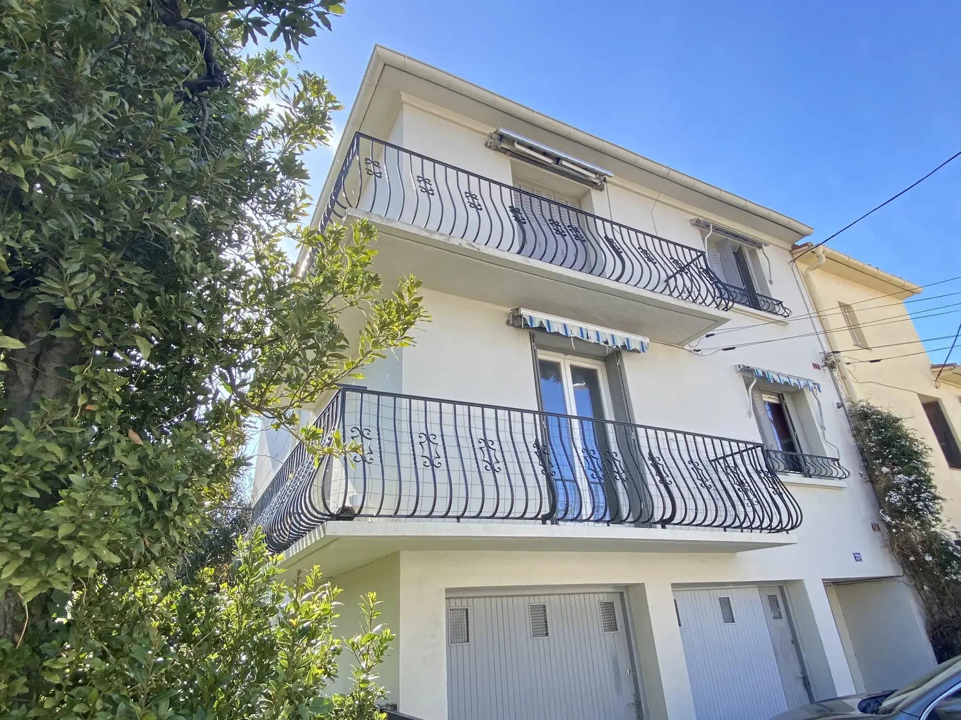 Immeuble à Vendre à Perpignan - 3 Appartements pour Investissement 