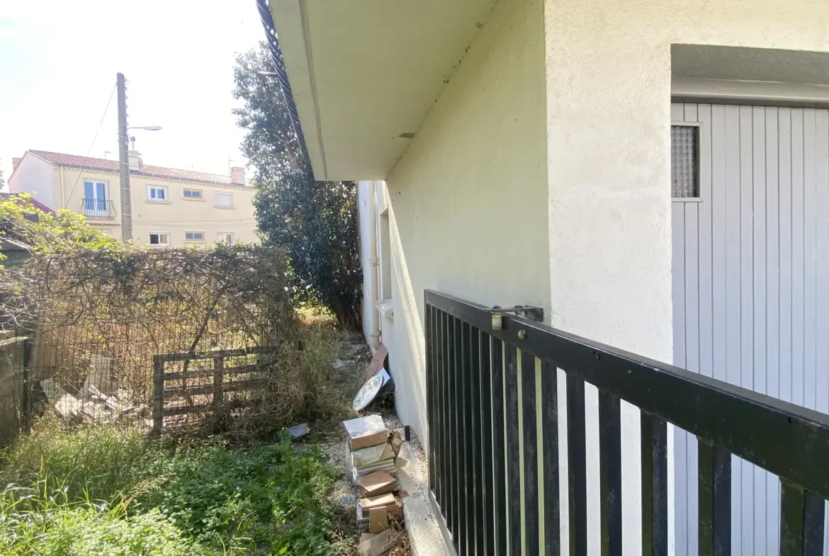 Immeuble à Vendre à Perpignan - 3 Appartements pour Investissement 