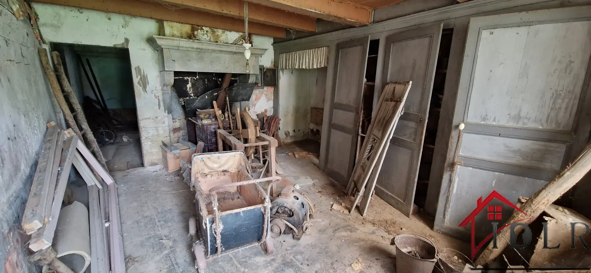 Ancienne ferme avec terrain à Maizière sur Amance 