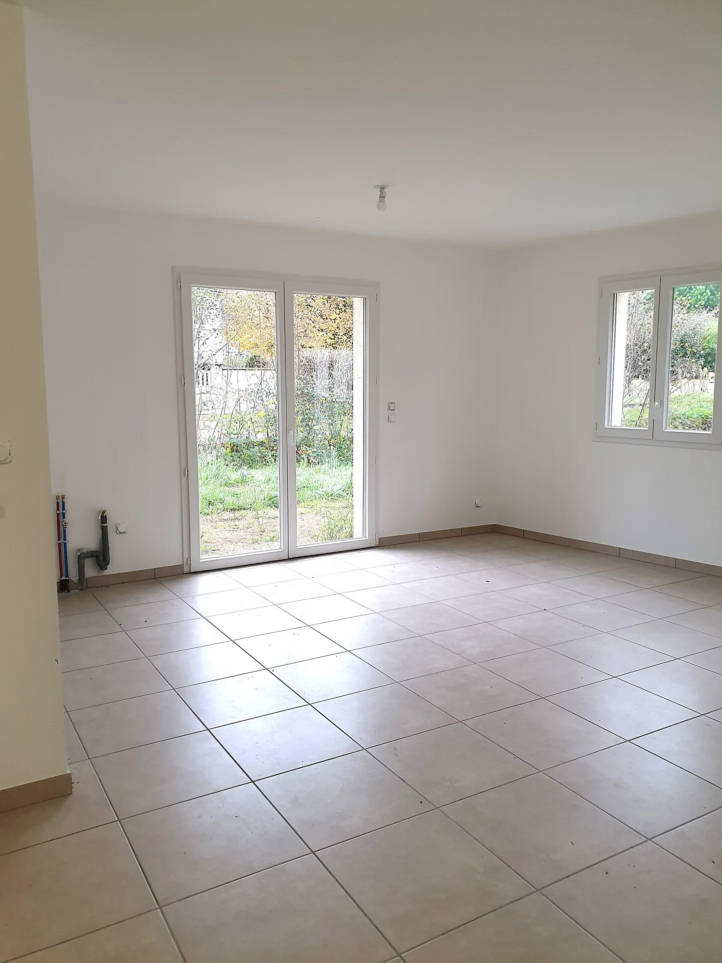 Maison neuve de 90 m² à Sennece les Mâcon - Disponible immédiatement 