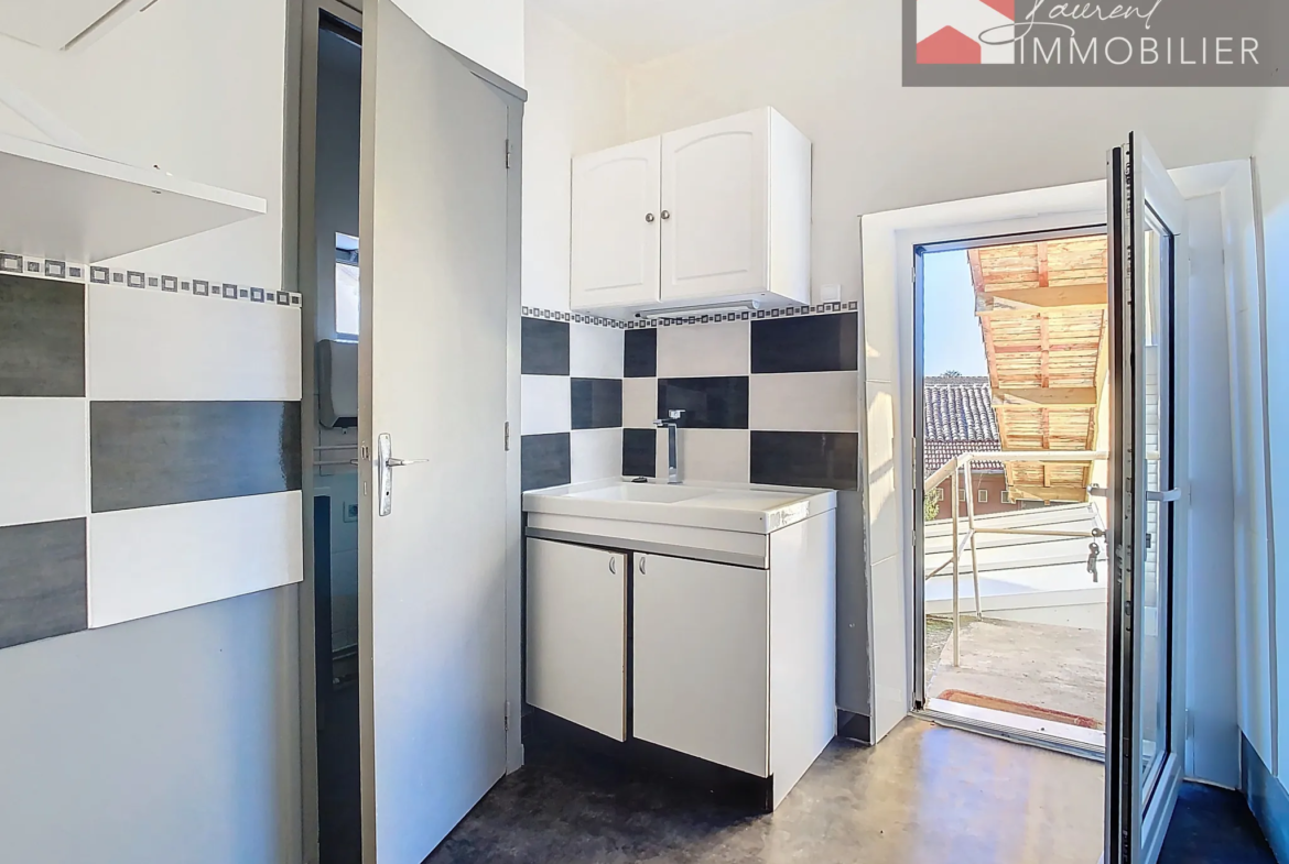 À vendre : Immeuble de 2 appartements à Pont-de-Vaux 