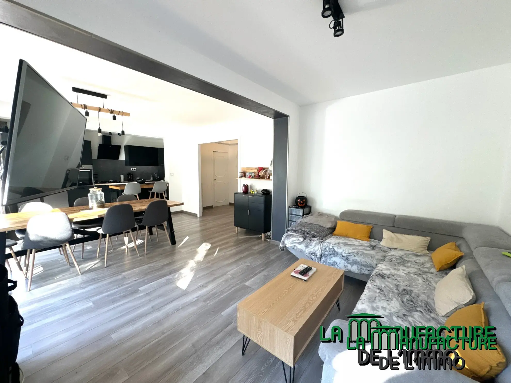 Appartement T5 rénové à Saint-Étienne - Hauts de Bergson 