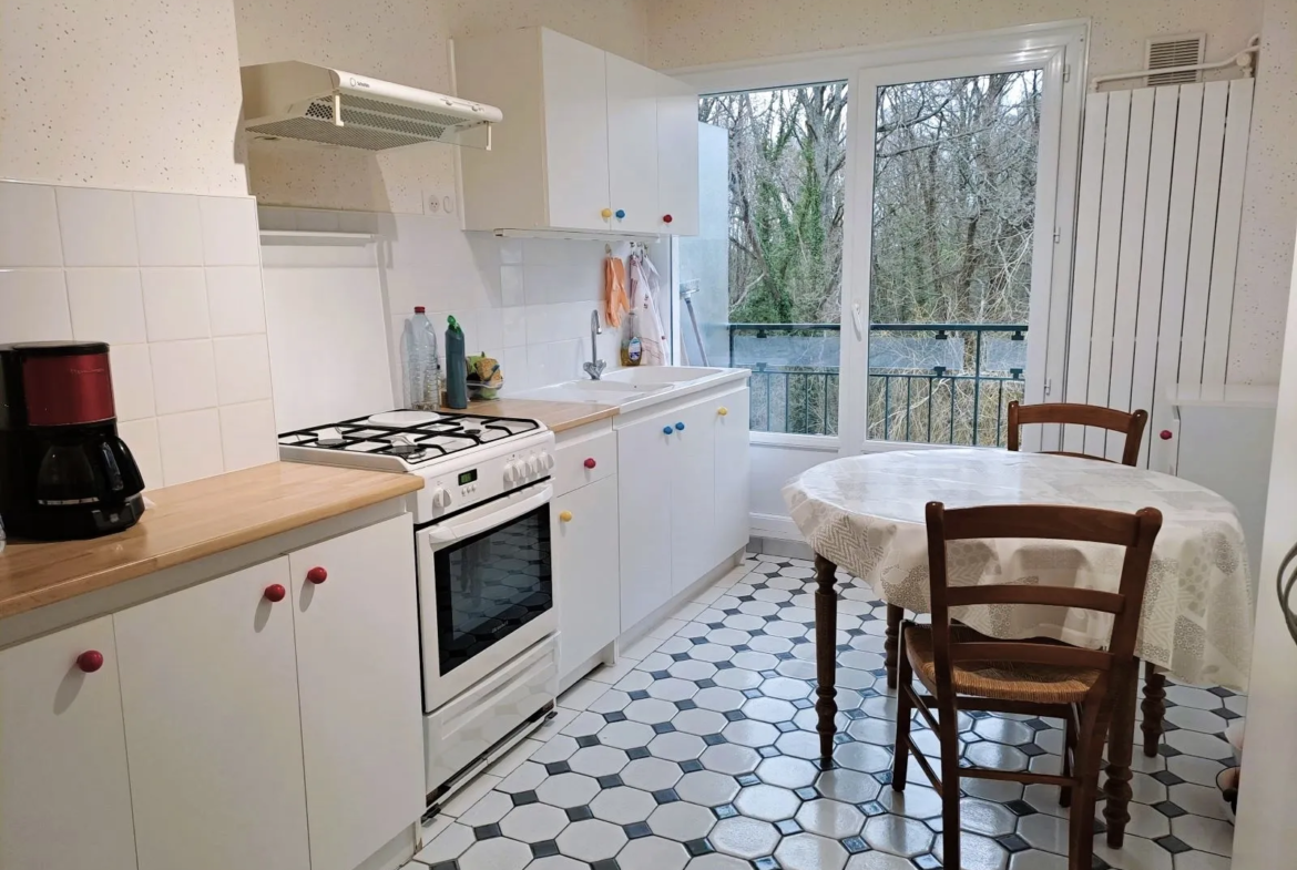 À vendre : Appartement 3 pièces de 101 m² aux Essarts-le-Roi 