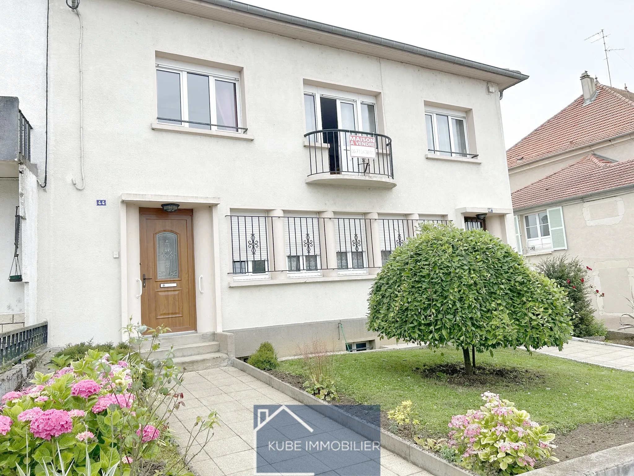 Maison à vendre à Delme - 6 pièces 145 m² 