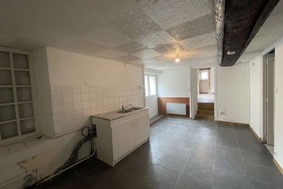 À vendre : Maison de bourg à Necy - 115 m², 4 chambres 