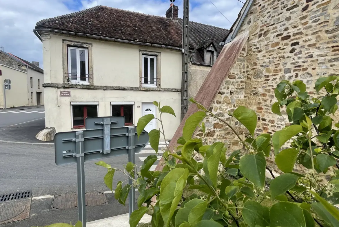 À vendre : Maison de bourg à Necy - 115 m², 4 chambres 