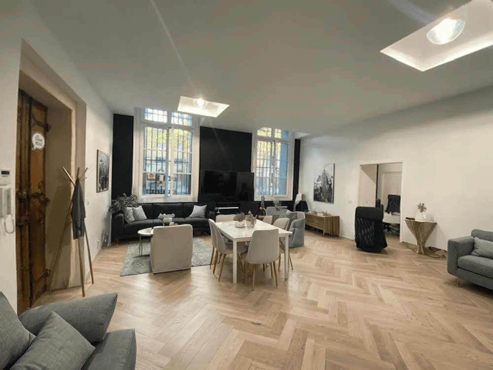 À vendre : Appartement T2 de 65 m² aux Quais de la Fontaine à Nîmes 