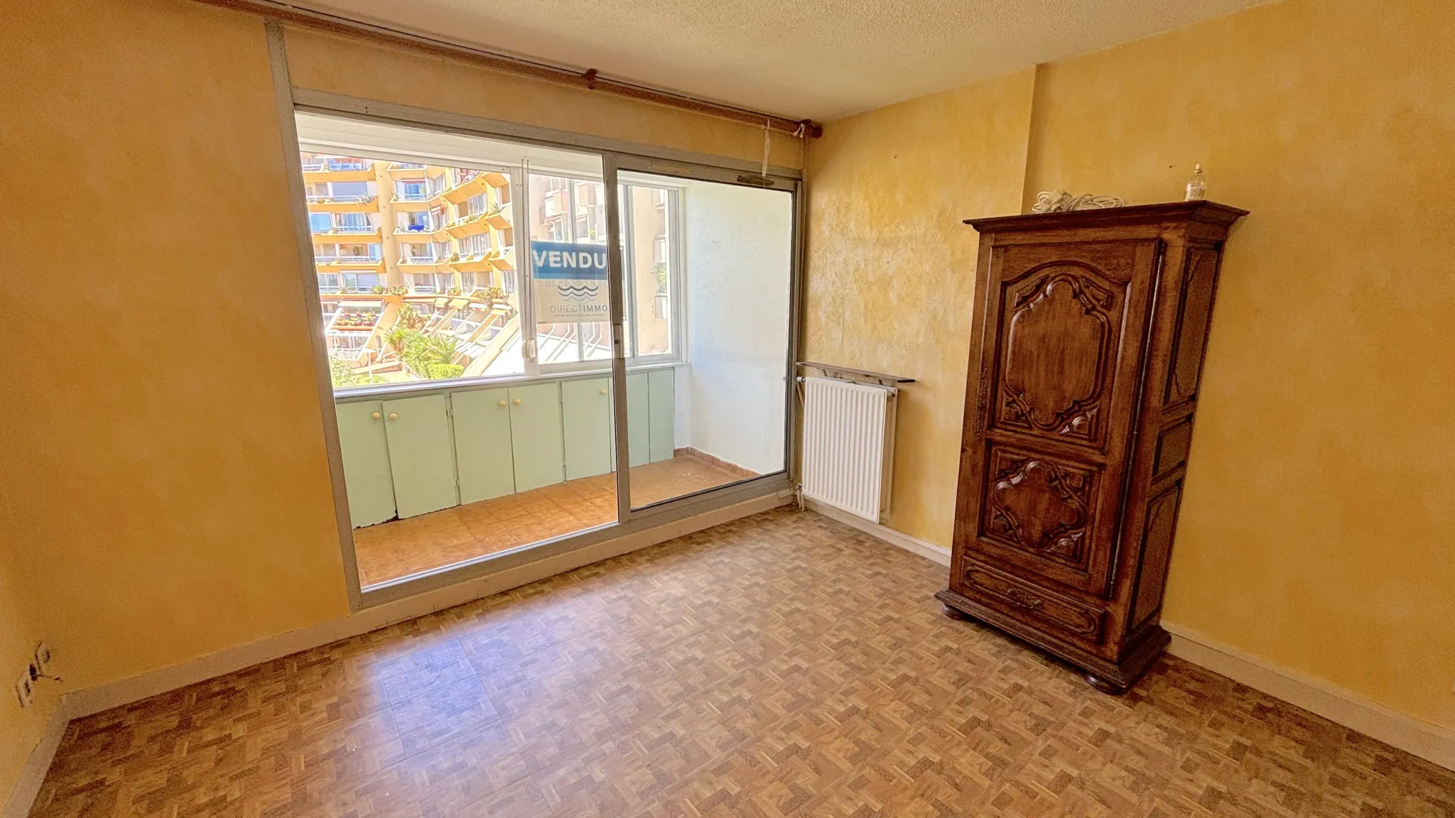 Vente appartement F2 traversant avec loggia à Carnon-Plage 