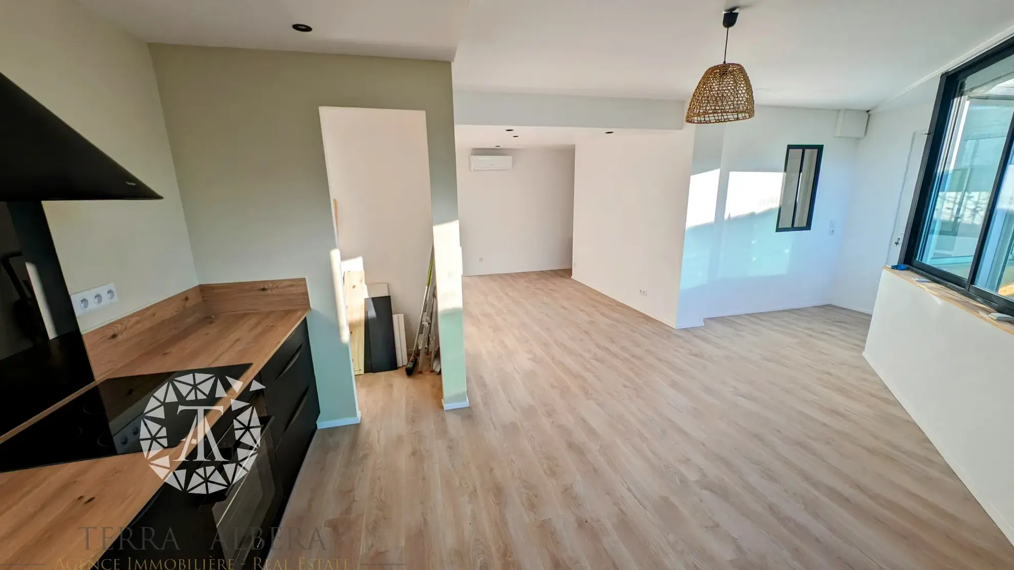 Banyuls-sur-Mer - Bel Appartement Rénové à Vendre 