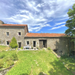 Ancienne ferme de 110 m² avec grange et terrain à Saint-Sauveur-en-Rue