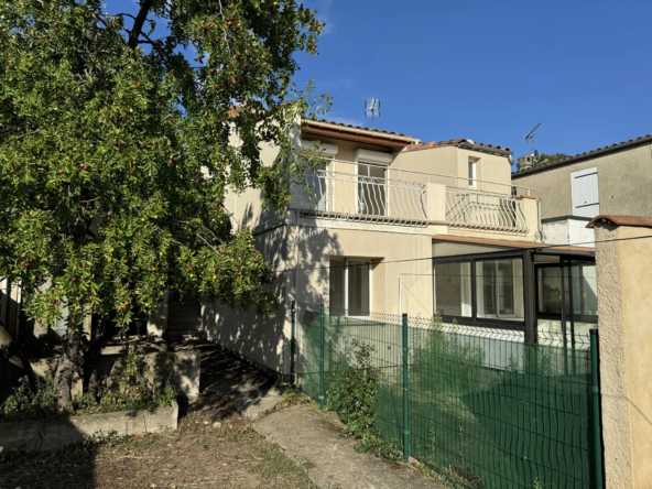 Ensemble de deux maisons avec jardins à Couiza