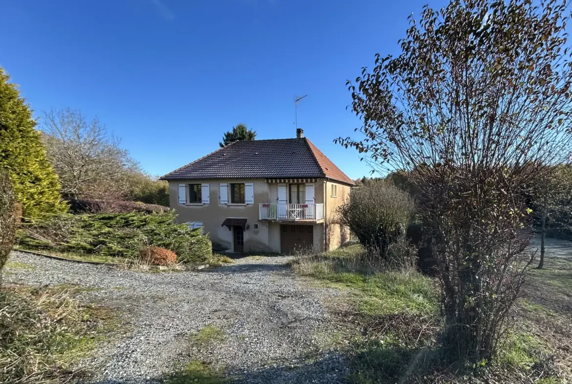 Charmante maison à vendre à Seilhac avec jardin de 1475 m² 