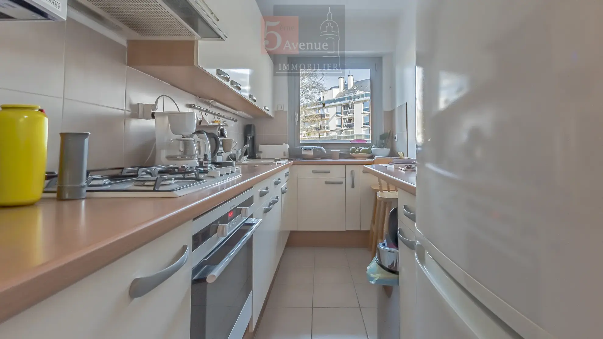 Appartement de 76 m² avec parking et balcon à vendre à Chantilly 