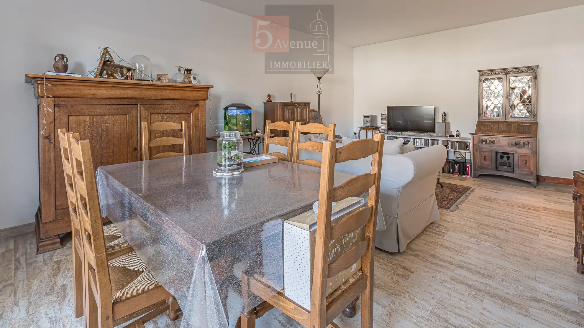 Appartement de 76 m² avec parking et balcon à vendre à Chantilly 