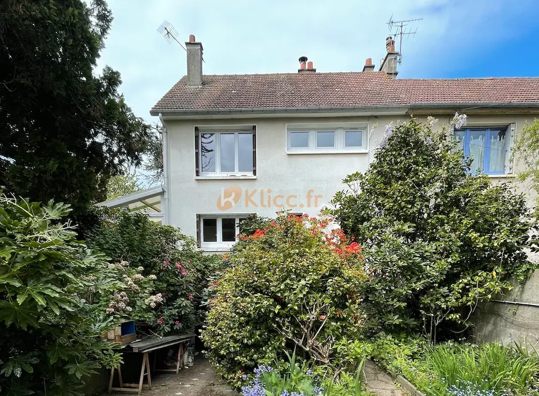 Maison à vendre en viager occupé à Fécamp avec jardin 