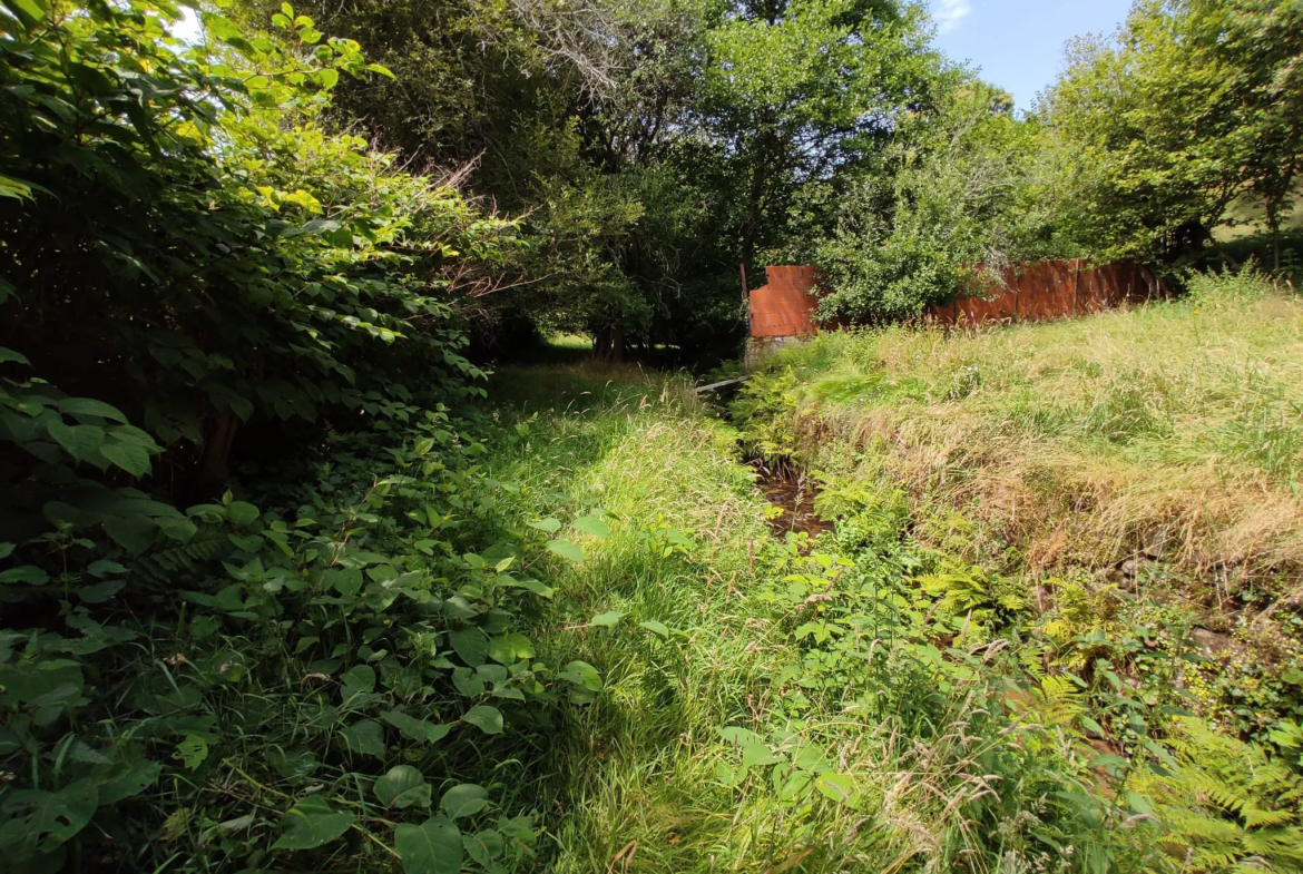 Maison de 95 m² avec Grange à St Denis sur Sarthon 