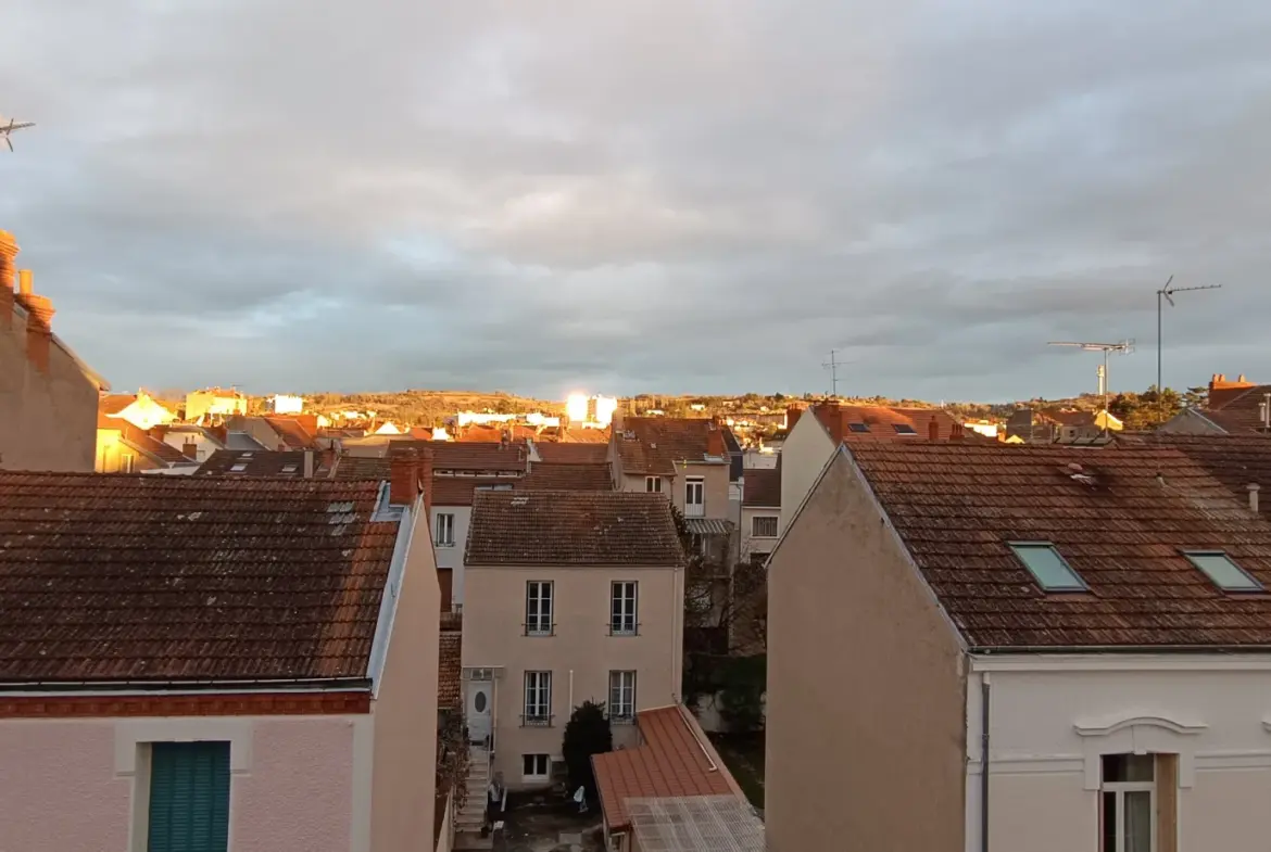 Appartement T4 avec Garage à Vichy, Quartier de France 